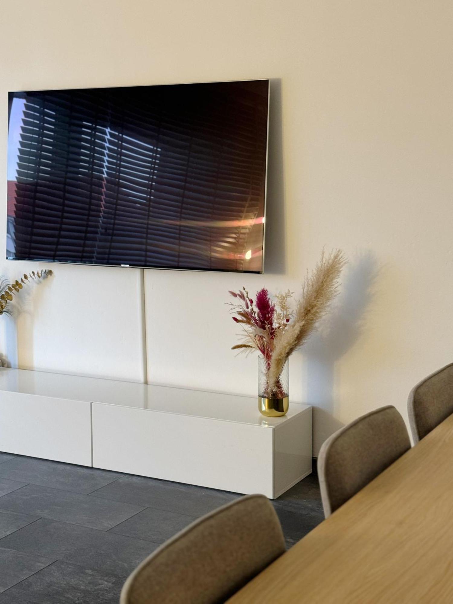 90M2 I Central I Netflix I Wifi I Free Parking I Lia Apartments Hannover Kültér fotó