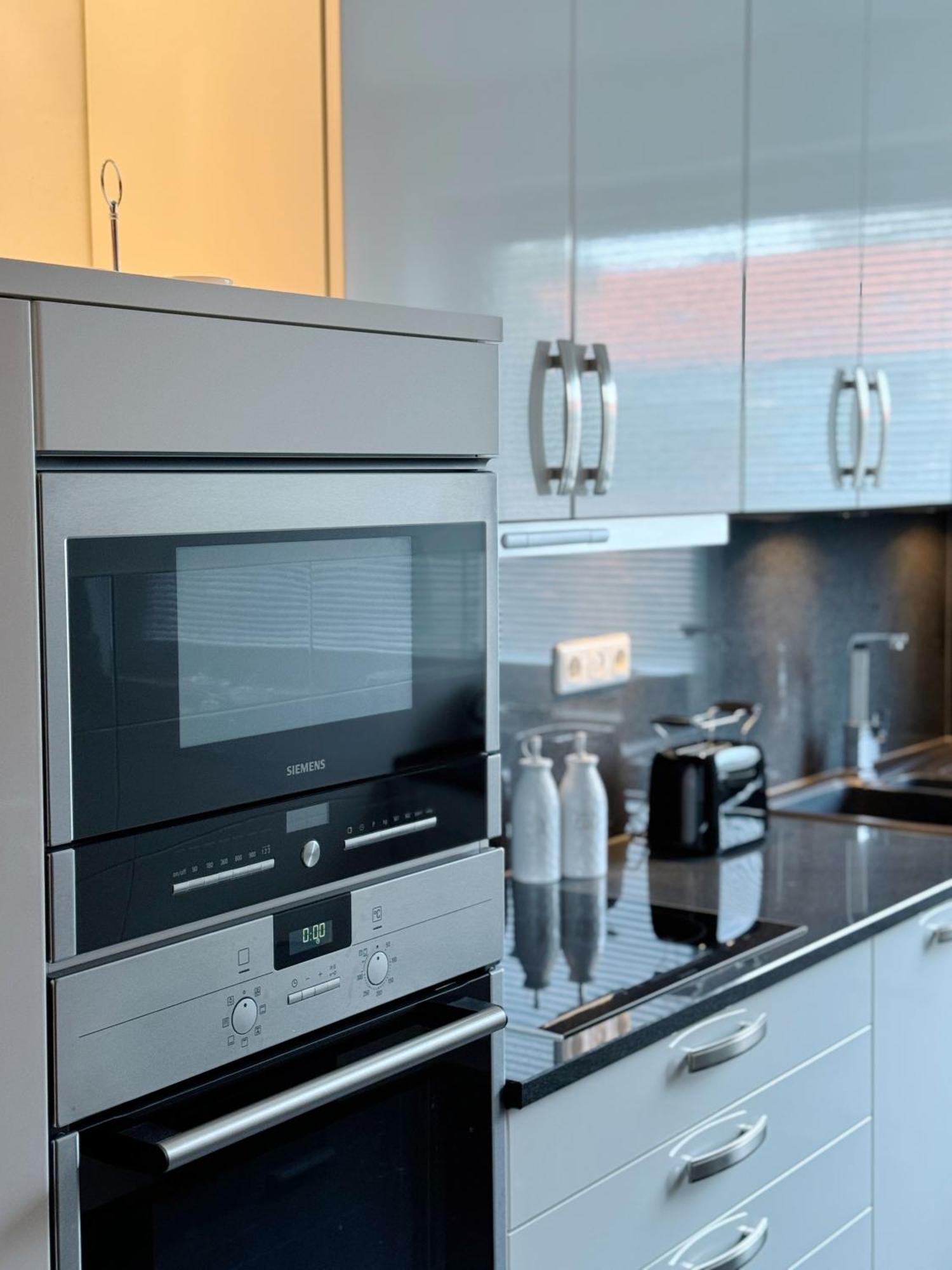 90M2 I Central I Netflix I Wifi I Free Parking I Lia Apartments Hannover Kültér fotó